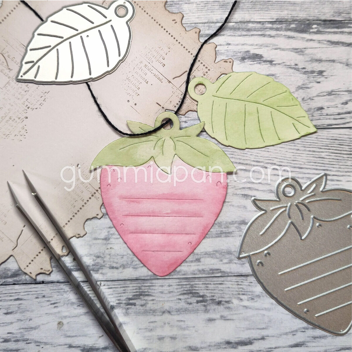 Stanze Strawberry Tag