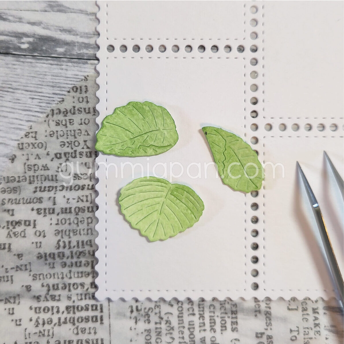 Stanze Strawberry Leaves