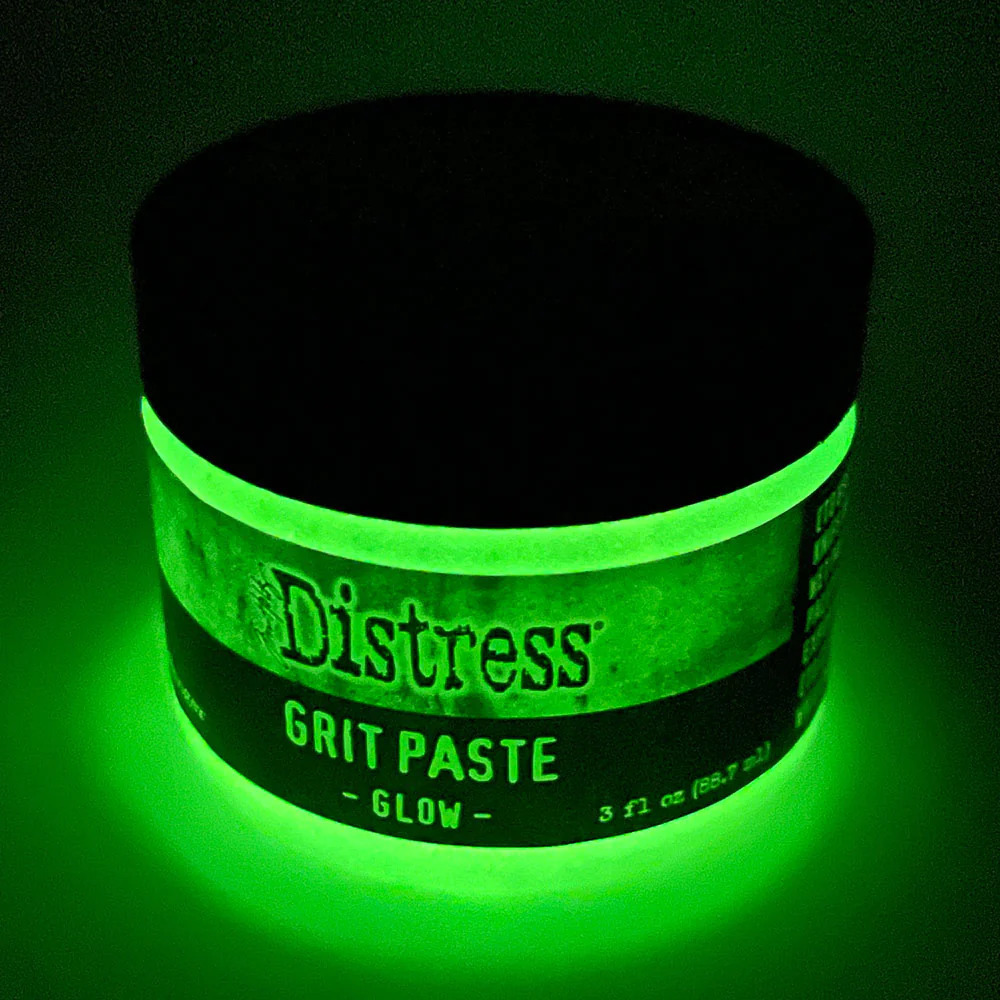 Distress Grit Paste Glow in the dark