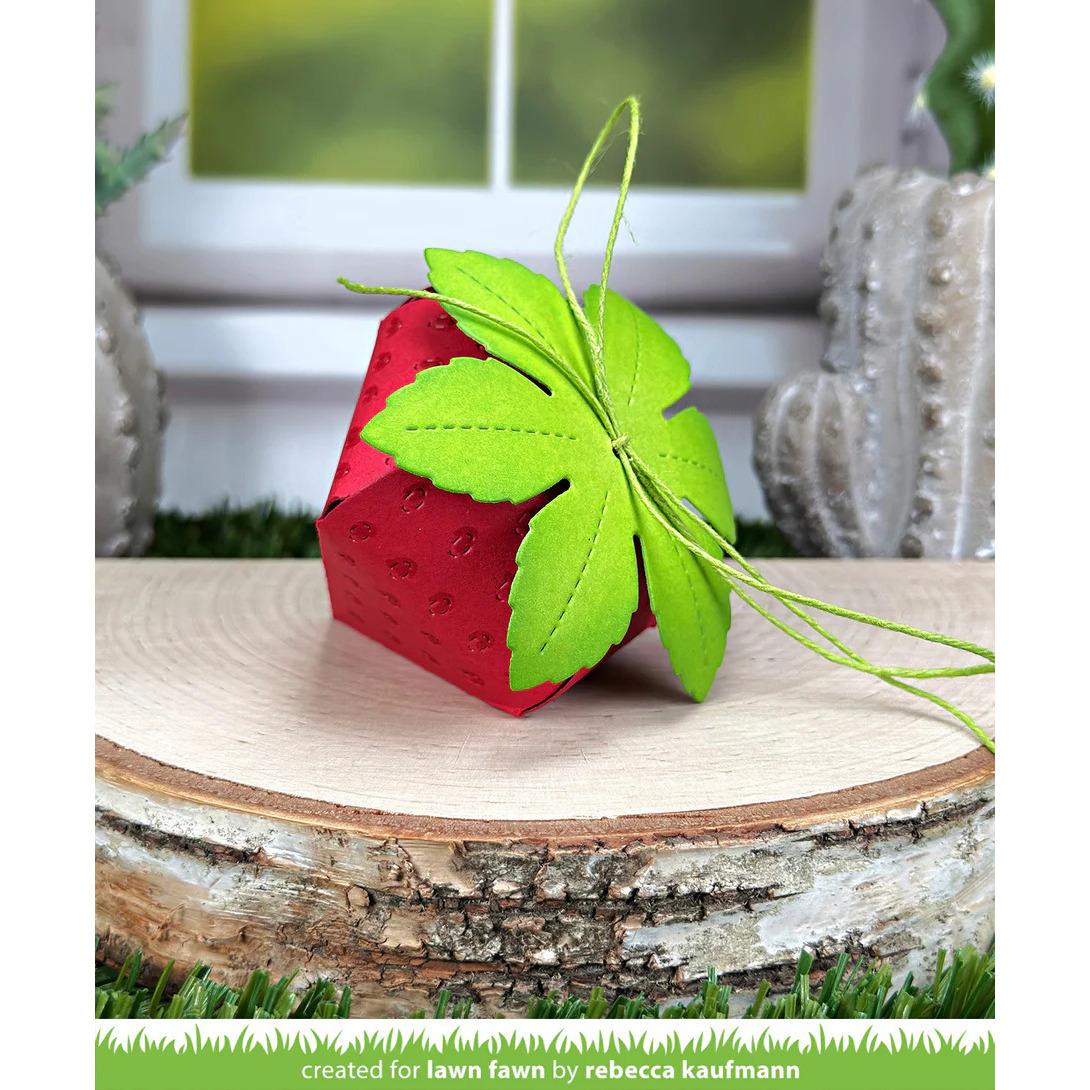 Stanzen Strawberry Treat Box