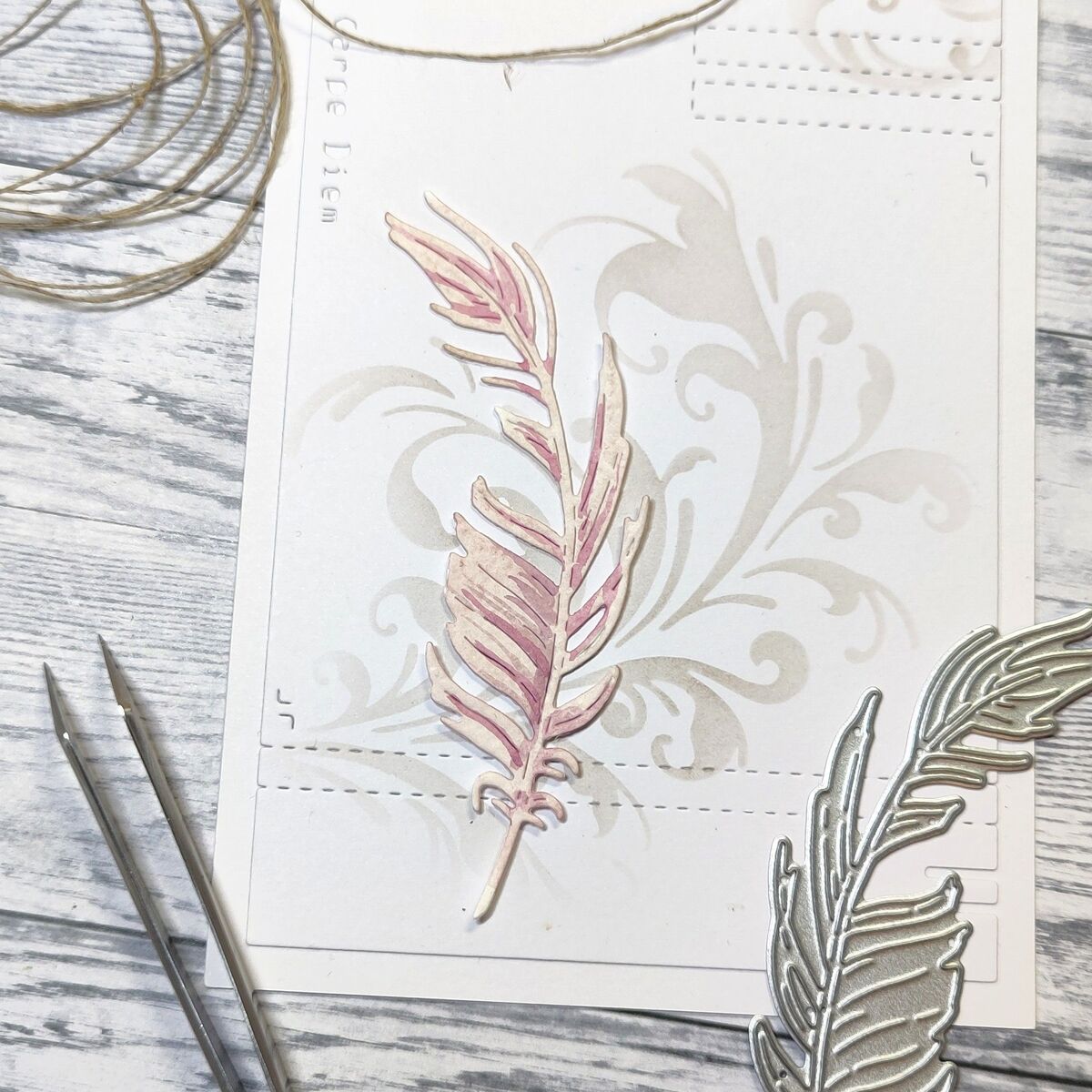 Stanze Larger Feather