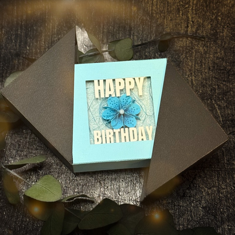 Stanze Große Quadratische Box Dreieckshülle