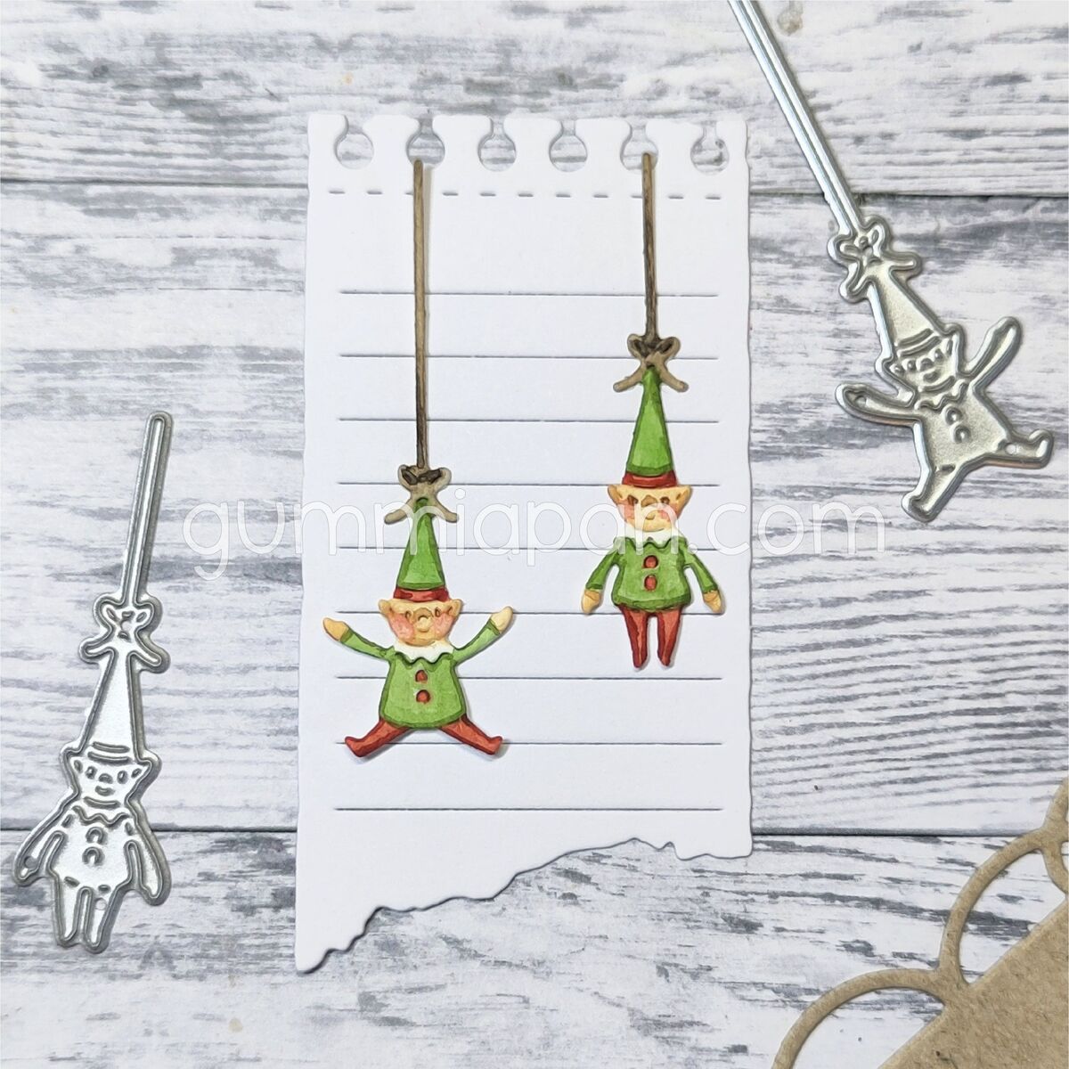 Stanze Hanging Gnomes