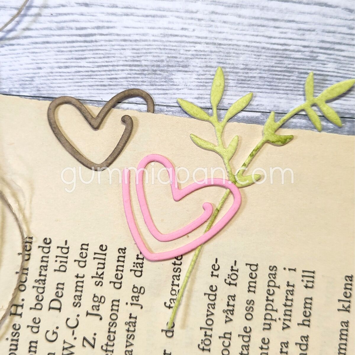 Stanze Heart shaped clip