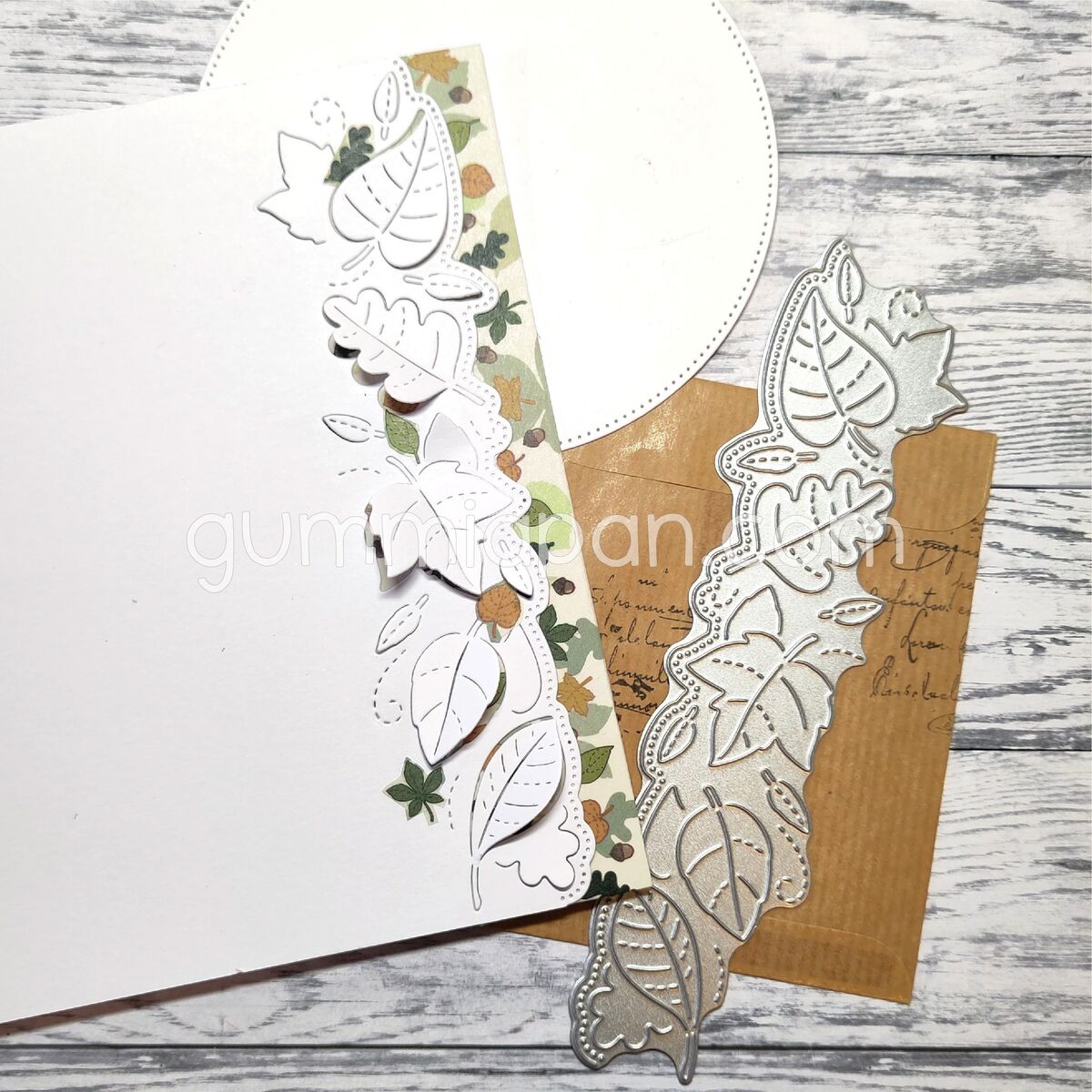 Stanze Leaf Border