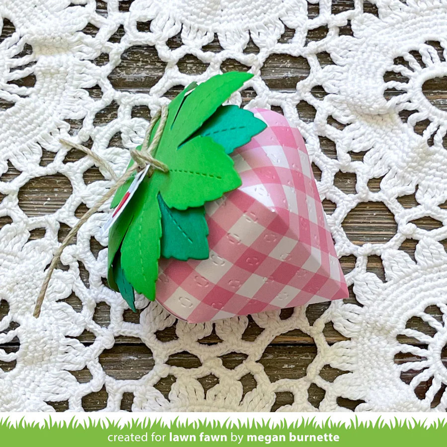 Stanzen Strawberry Treat Box